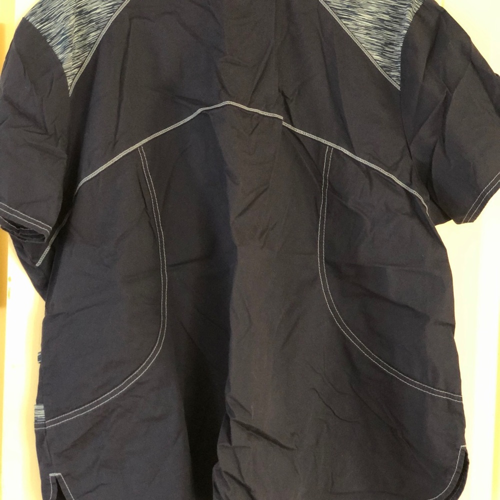 Scrubstar 3x scrub shirt.
